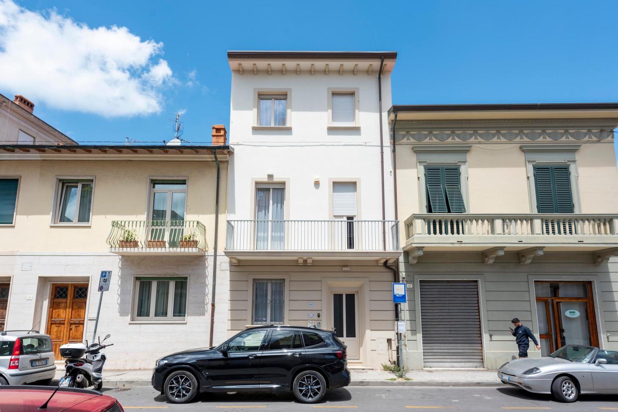 La Suite 2 Ondina Viareggio 200M From Sea - Happy Rentals Exteriér fotografie
