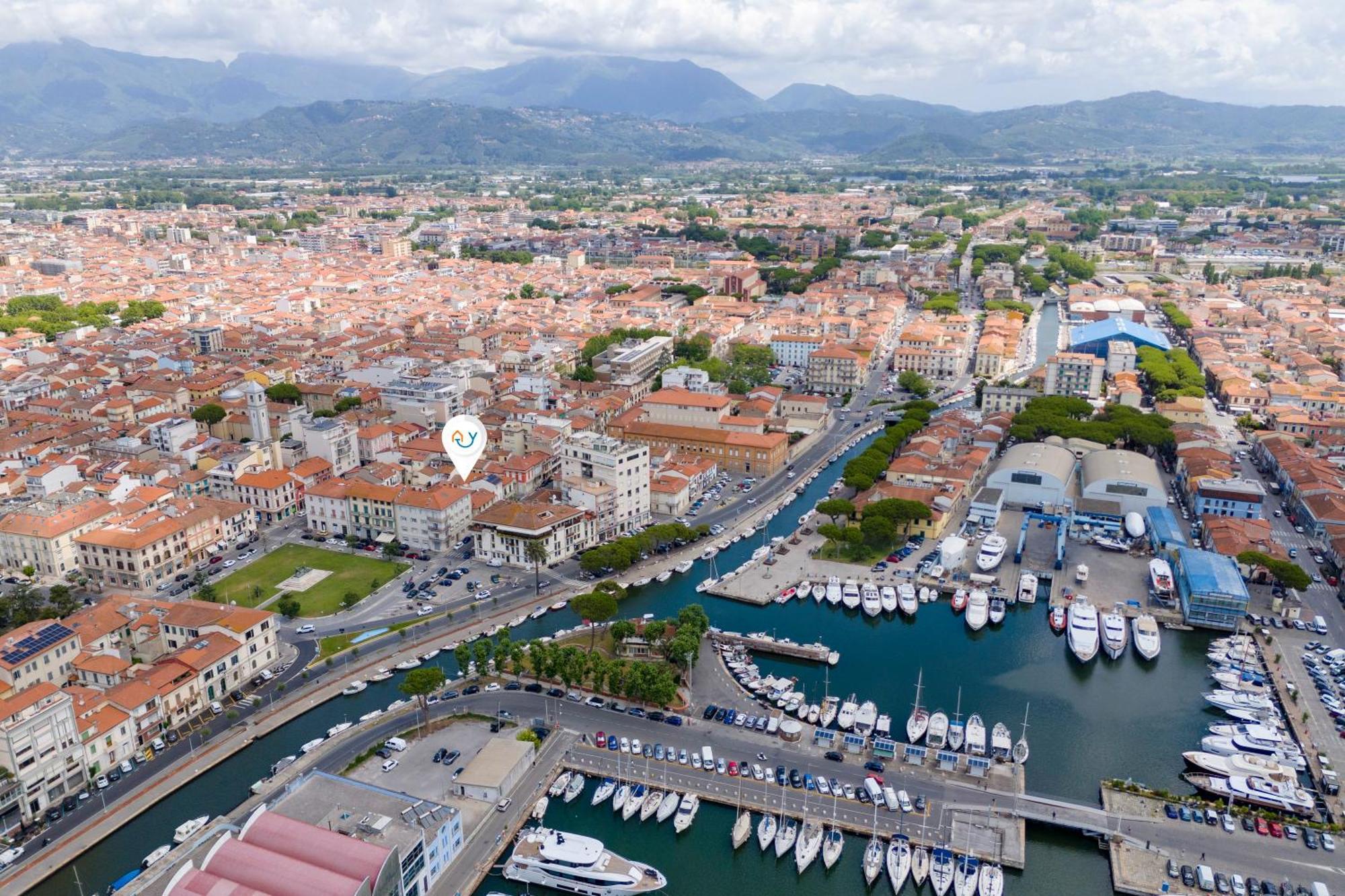 La Suite 2 Ondina Viareggio 200M From Sea - Happy Rentals Exteriér fotografie